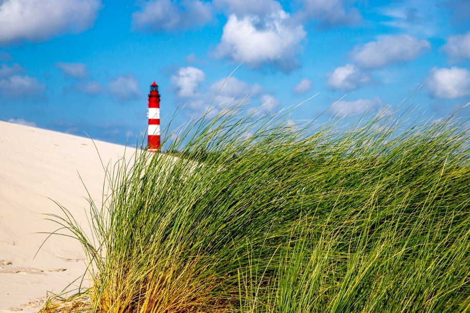 Kniepsand na Amrum – największa plaża Europy. Piaskowa oaza nad Morzem Północnym /Shutterstock
