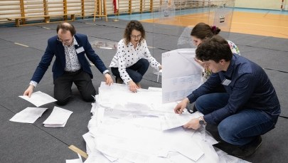 Koalicja rządząca z przewagą w sejmiku województwa łódzkiego