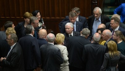 Koalicja za Tuskiem. PiS mówi o „próbie ucieczki”