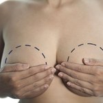 Kobiece piersi starzeją się szybciej niż reszta ciała