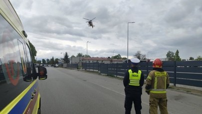Kobieta i dziecko potrąceni przez ciężarówkę. Są w stanie ciężkim
