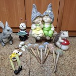 Kobieta kradła dekoracje z dziecięcych nagrobków i dekorowała nimi ogród