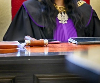 Kobieta leżała w kuchni, obok zakrwawiony nóż. Jest wyrok