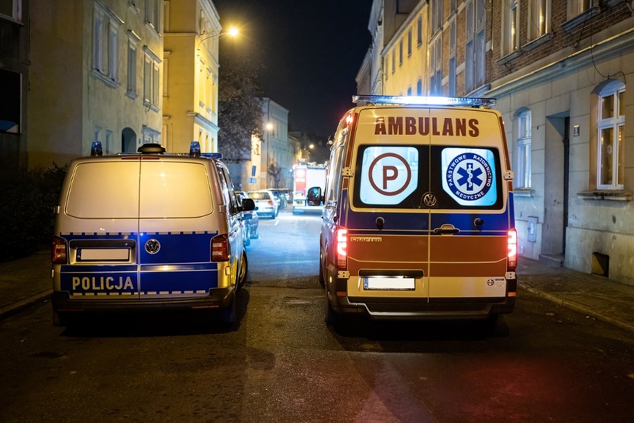 Kobieta spadła z balkonu prosto do rzeki/Zdjęcie ilustracyjne /Shutterstock