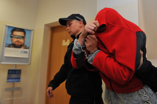 Kobieta trafi do aresztu na 3 miesiące /Marcin Bielecki /PAP