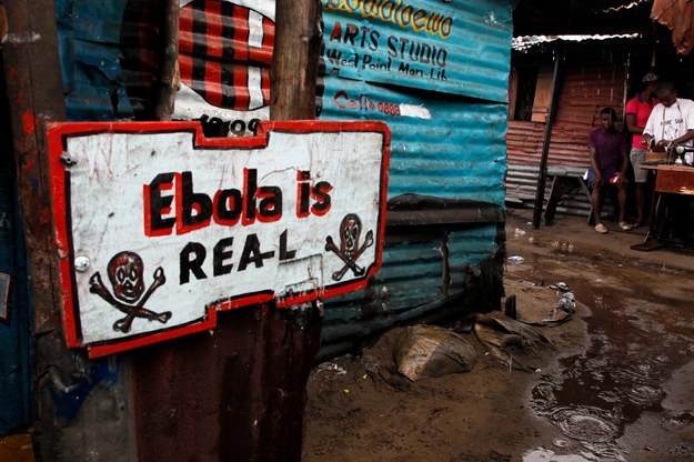 Pacjentka z ebolą w stabilnym stanie