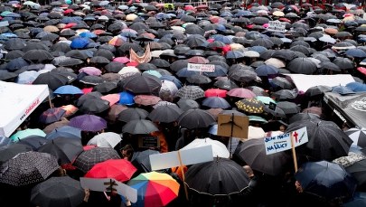 Kobiety będą protestować w ponad stu miastach. "NIE dla pogardy i przemocy wobec kobiet"
