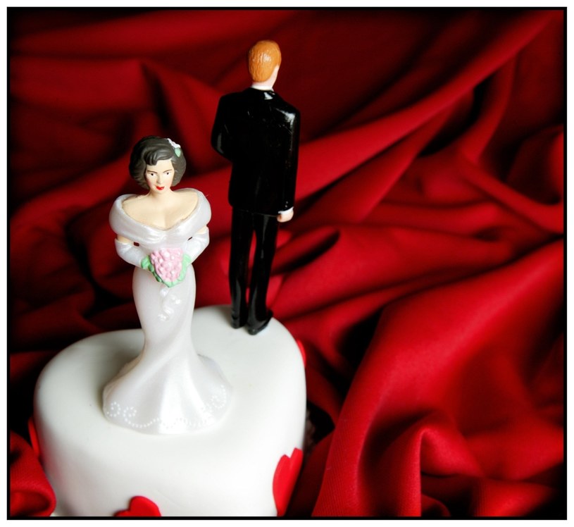 Kobiety bywają rozczarowane instytucją małżeństwa /Getty Images