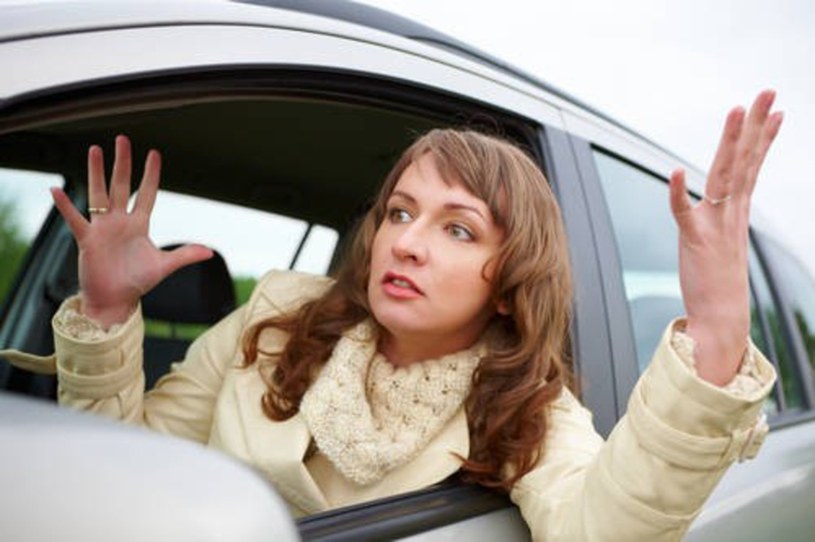 Kobiety łatwo się denerwują za kierownicą /Value Stock Images /East News