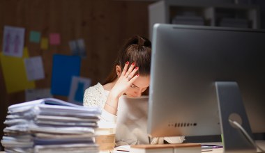 Kobiety niemal dogoniły mężczyzn. Różnica w płacach maleje