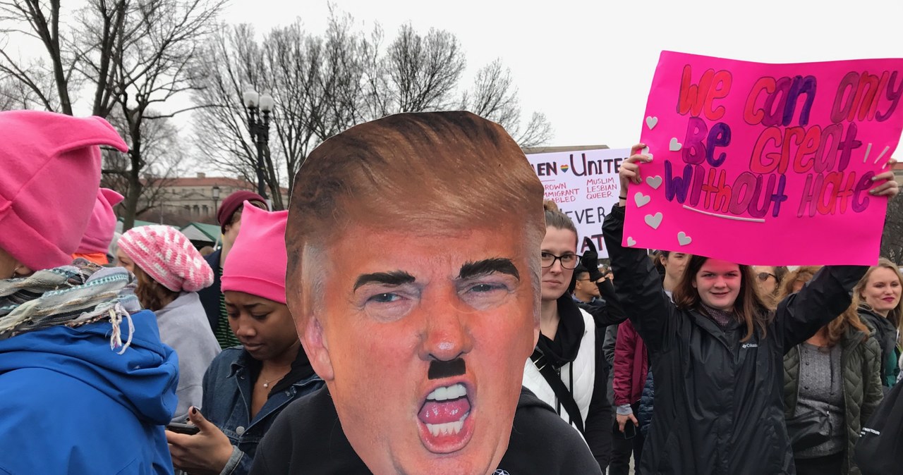 Kobiety protestują przeciwko polityce Trumpa