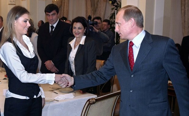 Kobiety Putina wychodzą z cienia