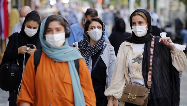 Kobiety w Iranie /Abedin Taherkenareh   /PAP/EPA