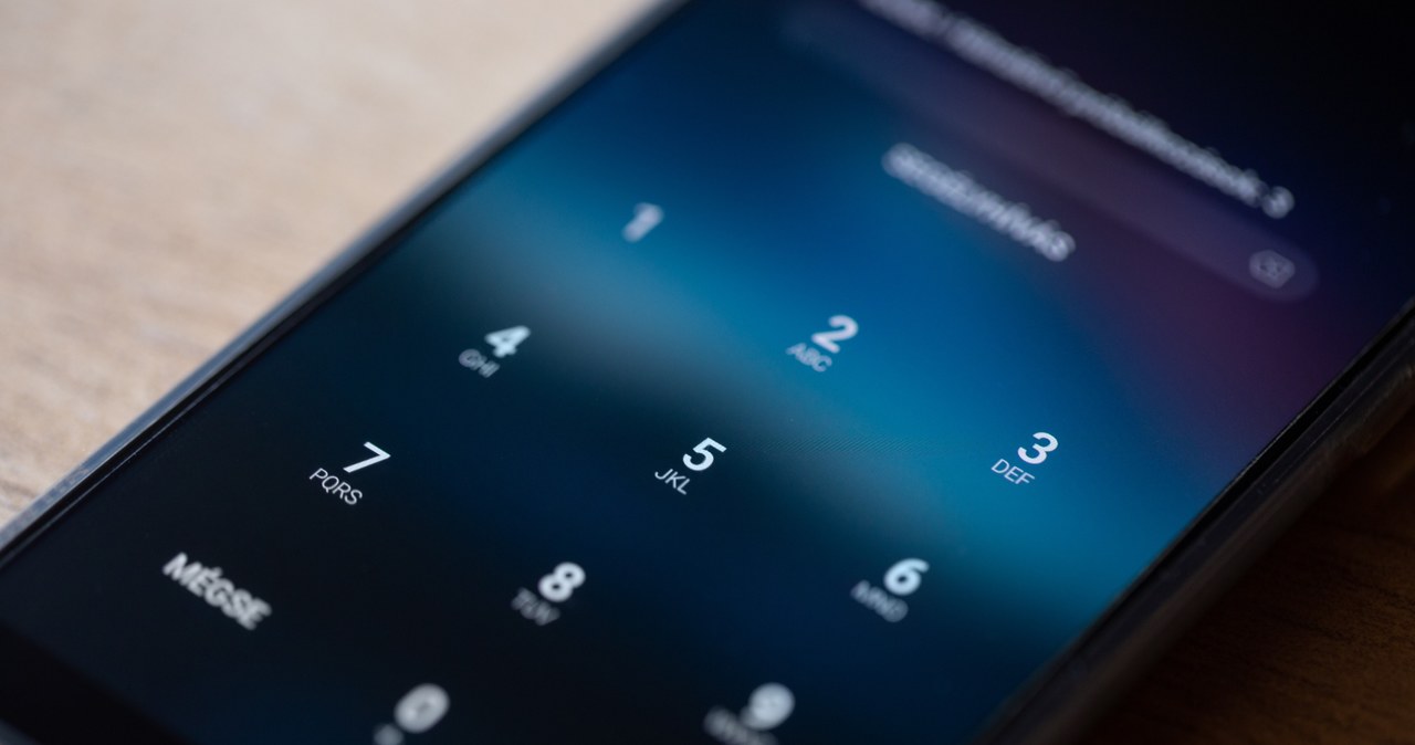 Kody na telefon, które musisz znać. /123RF/PICSEL