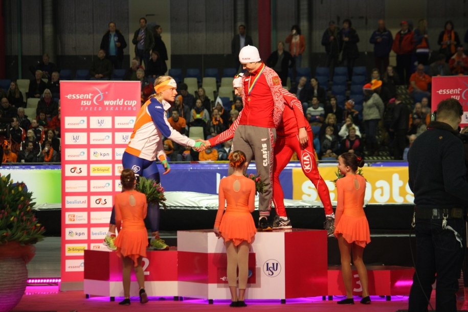 Koen Verweij, Denis Juskow i Zbigniew Bródka na podium w Heerenveen /Grzegorz Jasiński /RMF FM