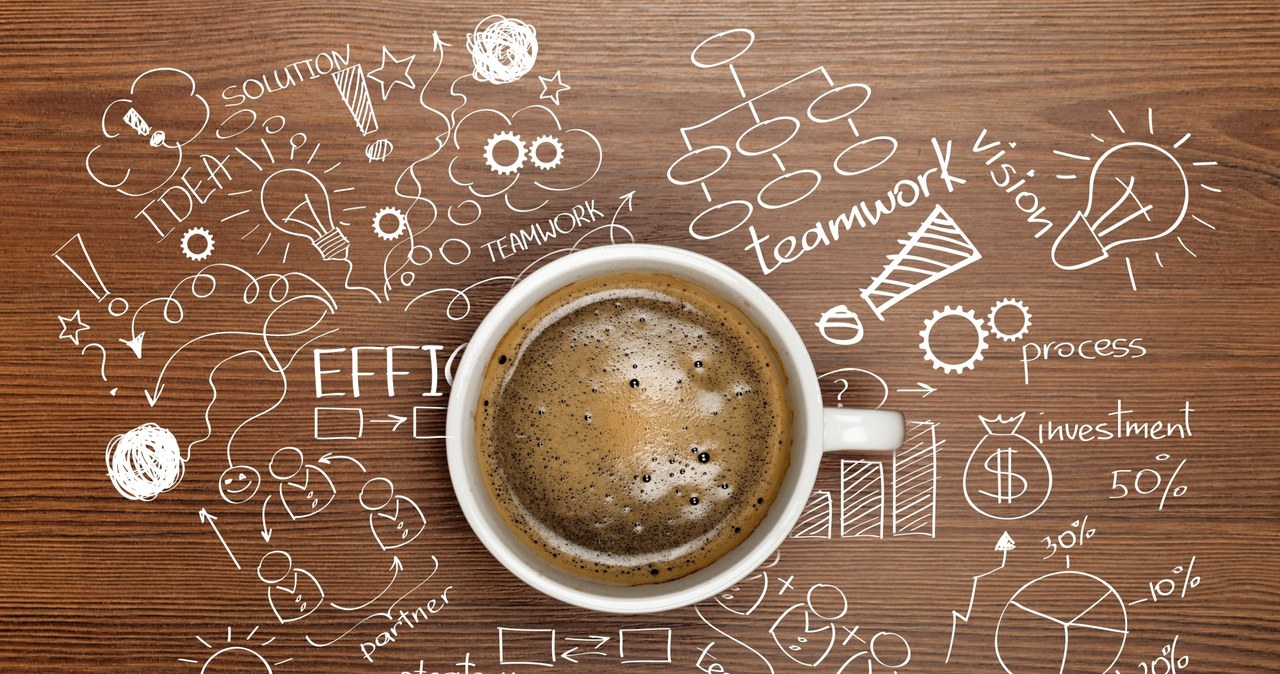 Kofeina może w zaskakujący sposób wpływać na nasz mózg i na zdolność uczenia /olegdudko /123RF/PICSEL
