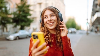 Kogo słucha cała Polska? Poznaj najpopularniejszych artystów i utwory roku według Spotify