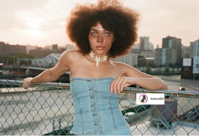 Kokie Childers nie używa podkładu i bierze udział w sesjach, które podkreślają jej naturalne piękno /Instagram