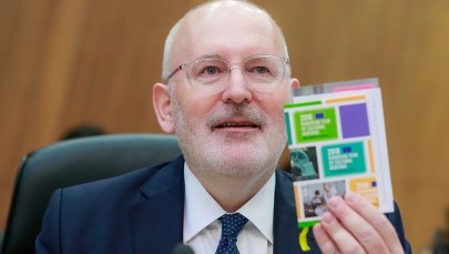 Kolegium komisarzy UE poparło Timmermansa ws. Polski