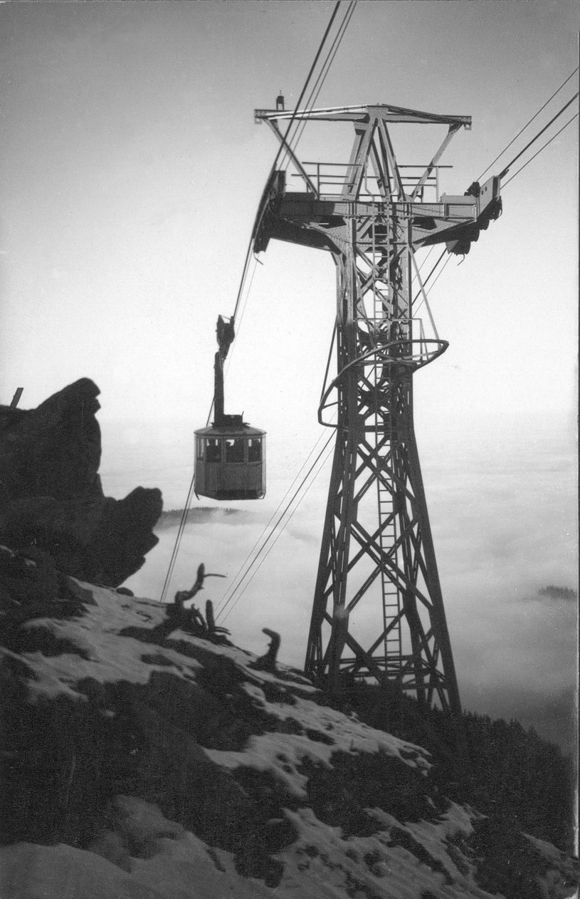 Kolej linowa na Kasprowy Wierch (zdjęcie z 1937 r.) /FoKa /Agencja FORUM