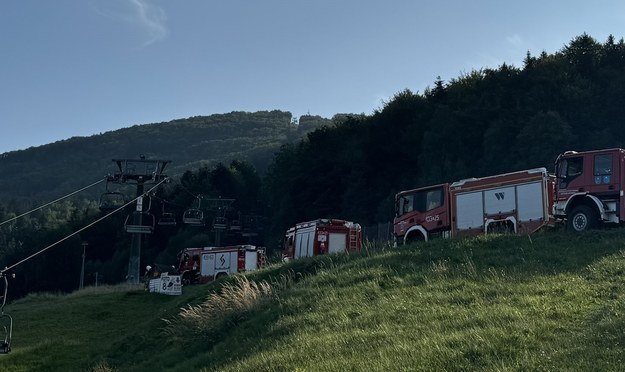 Kolej uległa awarii w ubiegły piątek po południu /Burmistrz Ustronia Paweł Sztefek  /Twitter