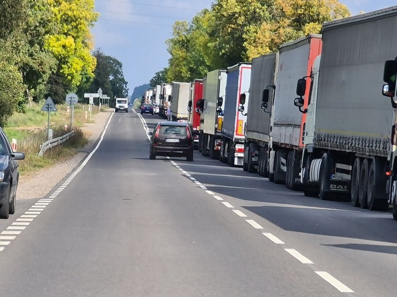 Kolejka ciężarówek do granicy białoruskiej / Fot: Tygodnik Podhalański /Informacja prasowa