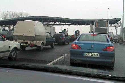 Kolejka przed wjazdem na A4 / Kliknij /INTERIA.PL