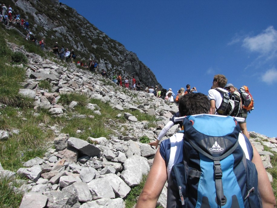 Kolejki na szlaku na Giewont. Zdjęcie archiwalne /Maciej Pałahicki /RMF FM