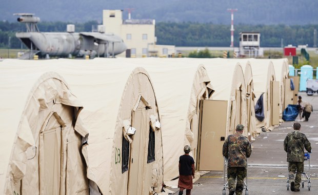 Kolejna grupa Afgańczyków trafi do Polski. Tym razem z Ramstein