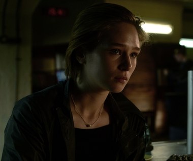 Kolejną kinową rolą Wichłacz była kreacja w filmie Kasi Adamik "Amok".

"Gram Zofię, na początku żonę [głównego bohatera] Krystiana Bali, a w drugiej części filmu jego byłą partnerkę. Ma ona mroczną przeszłość, z którą decyduje się nie rozliczać, przez co żyje w ciągłym napięciu, stresie. Zofia jest też matką. To wszystko było dla mnie dużym wyzwaniem" - mówiła PAP Life Wichłacz.

Reżyserkę filmu, Kasię Adamik, urzekło w aktorce to, że jest wielowymiarowa. Z jednej strony, jest delikatna, ma łatwość grania kogoś wrażliwego, z drugiej, jest bardzo tajemnicza. Adamik, spotykając ją na gruncie prywatnym, widziała w niej młodą, beztroską dziewczynę, a na planie obserwowała jej transformację w dorosłą, dojrzałą kobietę.