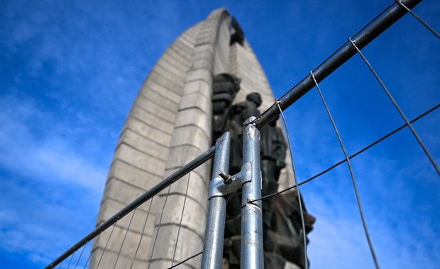 Kolejna kontrola stanu pomnika Czynu Rewolucyjnego