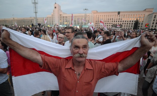 Kolejna ofiara protestów na Białorusi. Mężczyzna został postrzelony 