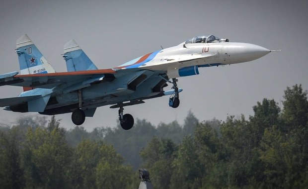 Kolejna prowokacja Rosjan. Myśliwiec niebezpiecznie zbliżył się do samolotu rozpoznawczego USA