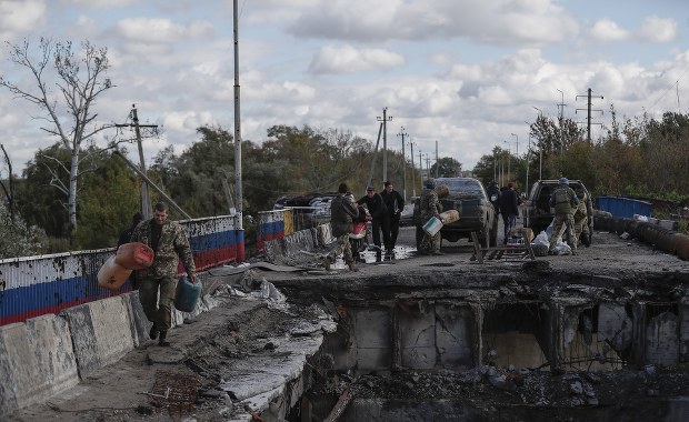 Kolejna rosyjska katownia. Rosjanie torturowali tam ludzi, zastraszali ich [ZAPIS RELACJI]