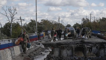 Kolejna rosyjska katownia. Rosjanie torturowali tam ludzi, zastraszali ich [ZAPIS RELACJI]