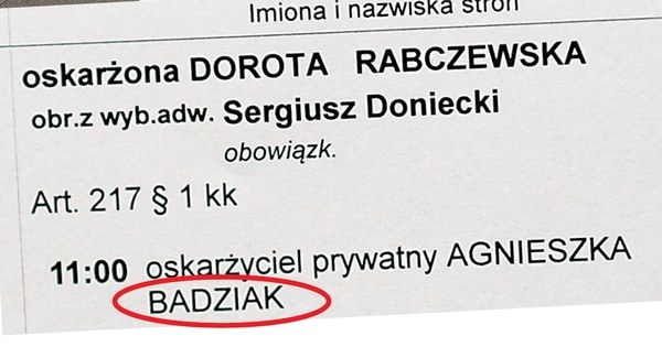 Kolejna rozprawa pomiędzy Dodą a Agnieszką Szulim odbyła się w lipcu. Dziennikarka nadal nosi nazwisko męża! /Życie na gorąco