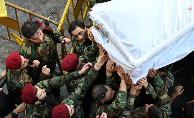 Kolejna seria eksplozji urządzeń elektronicznych. 14 zabitych, kilkuset rannych