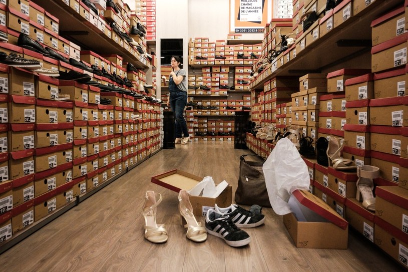 Kolejna sieć obuwnicza w stanie likwidacji. MyShoes sklepy ma w największych galeriach handlowych w Polsce /LIONEL PEDRAZA / Hans Lucas / Hans Lucas via AFP /