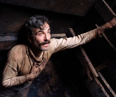 Kolejną statuetkę przyniosła mu rola w filmie "Aż poleje się krew" Paula Thomasa Andersona, w 2007 r., w którym wcielił się w postać wydobywcy ropy naftowej w Kalifornii.