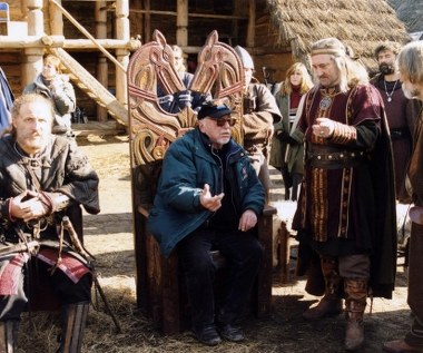 Kolejną superprodukcją zrealizowaną przez Hoffmana była "Stara baśń. Kiedy słońce było bogiem" z 2003 roku. Scenariusz filmu oparto na prozie Józefa Ignacego Kraszewskiego. Reżyser po raz kolejny zgromadził na planie śmietankę polskiego aktorstwa, m.in. Żebrowskiego, Olbrychskiego, Trelę, Dymną, Wiśniewską, Foremniak, Zborowskiego i Feldman.
