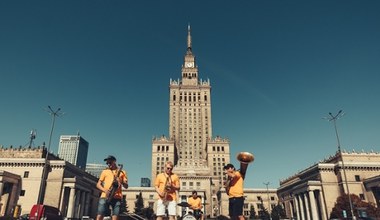 Kolejna szansa na rok z darmowym Chicken Sandwichem od Popeyes w Warszawie!