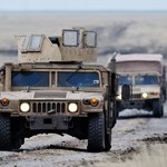 Kolejna transza broni z USA dla Ukrainy, w tym pojazdy Humvee i rakiety HARM