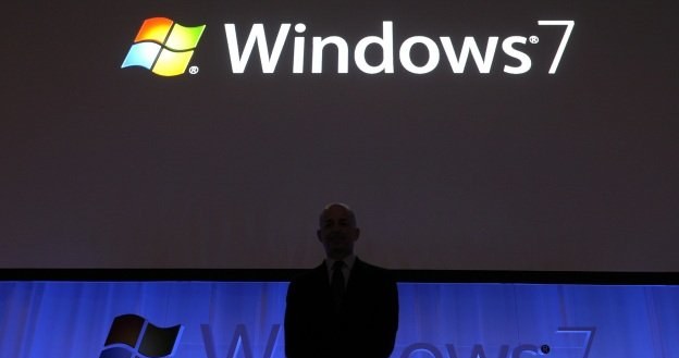 Kolejna wersja systemu Windows ma się pojawić już w 2012 roku /AFP