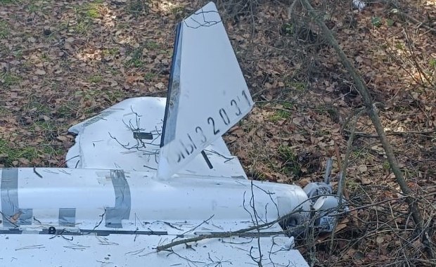 Kolejne drony odnajdywane w Polsce. Na jednym odkryto napisy cyrylicą