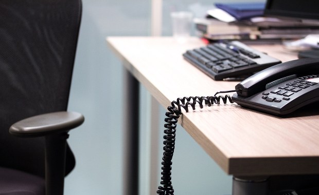 Kolejne urzędy odbierają dzień wolny