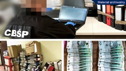 Kolejne zatrzymania ws. karuzeli podatkowej. Zarzuty usłyszało niemal 300 osób