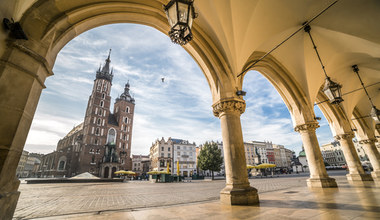 Kolejne zwolnienia grupowe w Krakowie. Blisko 300 osób straci pracę w trzech branżach