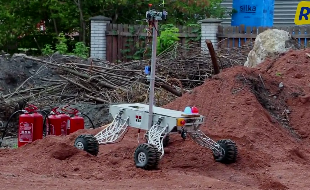 Kolejny dzień zmagań łazików marsjańskich w Starachowicach