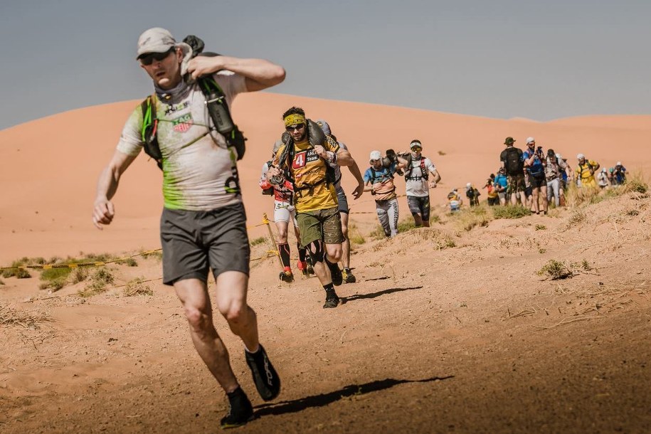 Kolejny dzień zmagań w Runmageddon Sahara /Runmageddon Sahara /Facebook