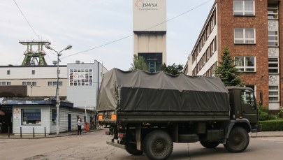 Kolejny etap akcji w kopalni Zofiówka. Ratownicy walczą z czasem